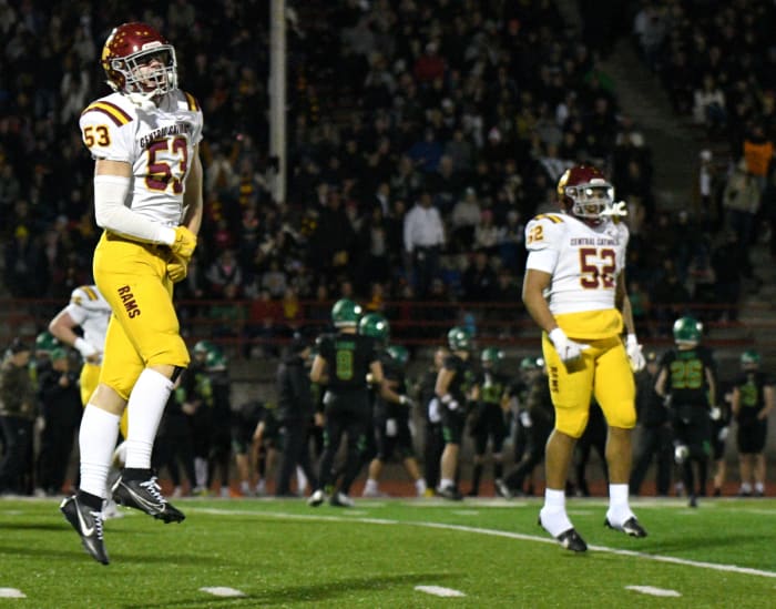 a Central Catholic West Linn 6A Oregon football semifinal November 17 2023 Taylor Balkom 9